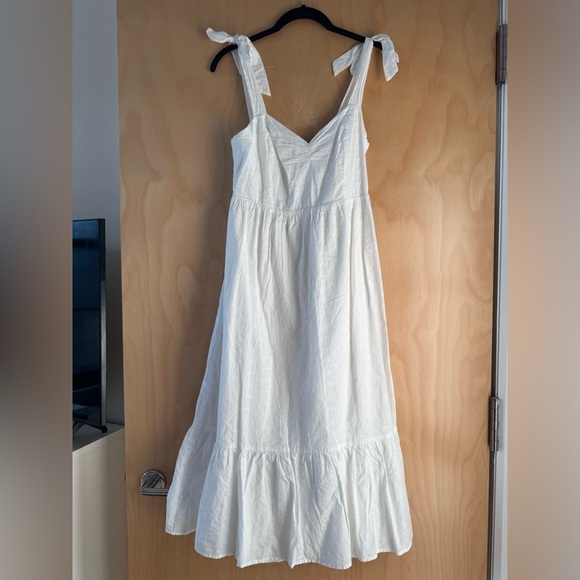 Lulu's Ivory Floral Textured Dress - Picture 1 of 3